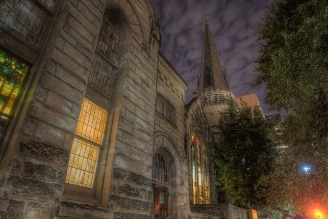 Death Warmed Over haunted pub crawl in San Antonio