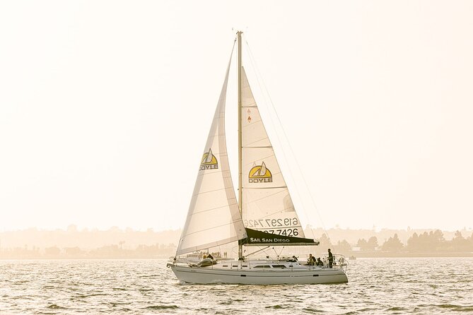 Small-Group San Diego Sunset Sailing Excursion