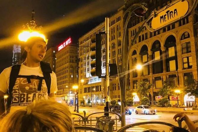 Private haunted history ghost tour in Chicago