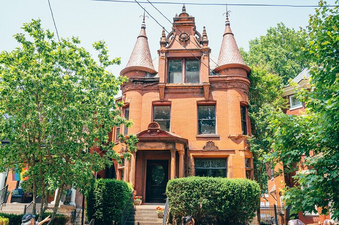 Louisville Food, History & Architecture Walking Tour