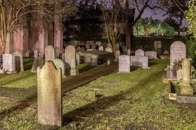 Charleston Terrors Ghosts and Pirates Haunted Tour