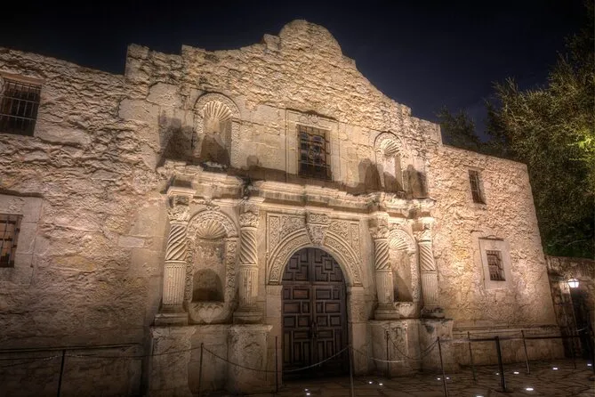 Evening ghost tour past the Alamo and San Fernando Cathedral