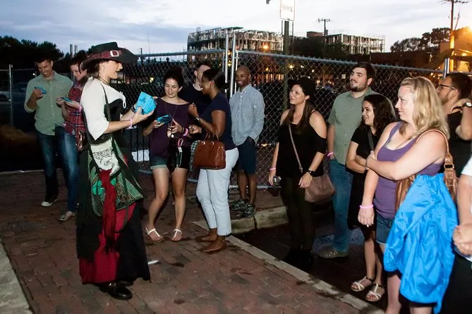 Charleston Haunted Boos and Booze Tour